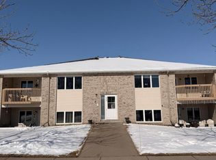 620 Bridgeport Dr UNIT 1, Bismarck, ND 58504