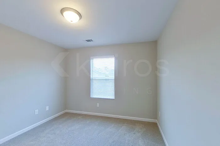3 bed, 2.5 bath, 1420 sqft, $1,879 — Photo 3