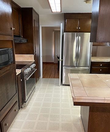 5th image of 5452 Castle Glen Ave