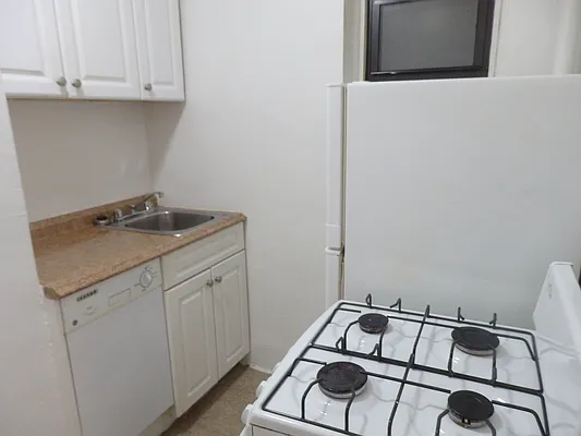 Rented by John O'Kelly Real Estate | media 21