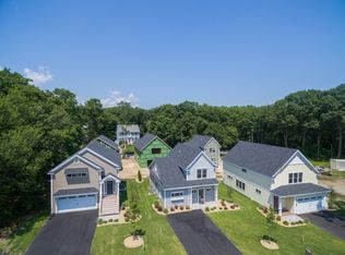 12 Old County Rd, Salisbury, MA 01952