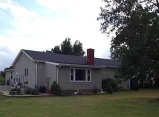 9510 Lester Rd, Dunkerton, IA 50626