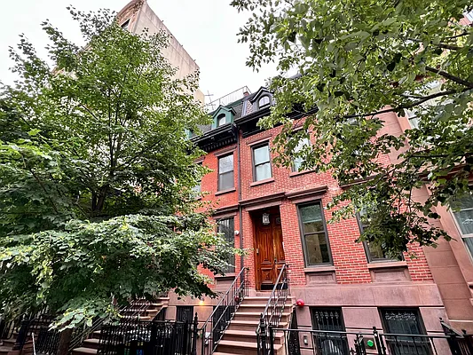 Rented by Bohemia Realty Group | media 20