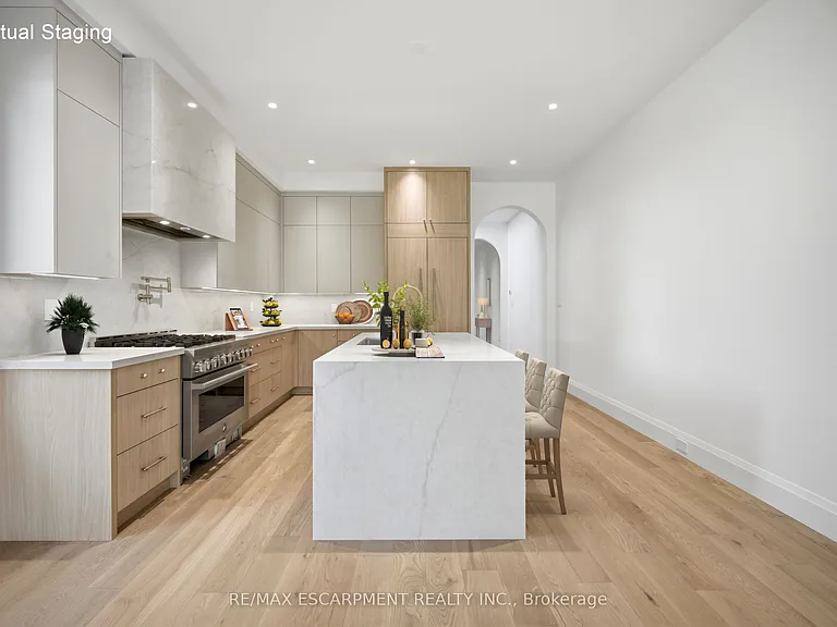 40B Maple Ave N — Photo 5