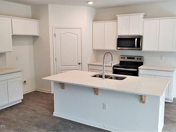 5th image of 2295 SHADY BREEZE Lane