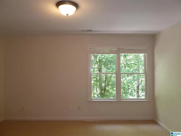 1040 Cole Cir — Photo 24
