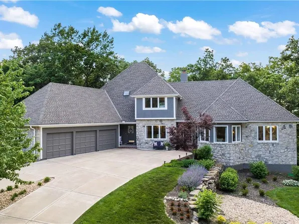 12326 Granada Rd, Leawood, KS 66209