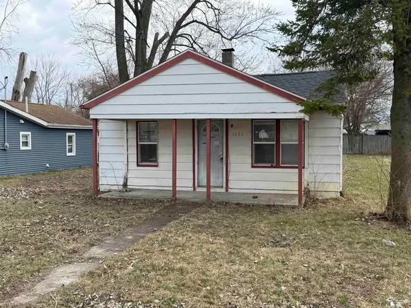 1635 Naomi Ave, Adrian, MI 49221