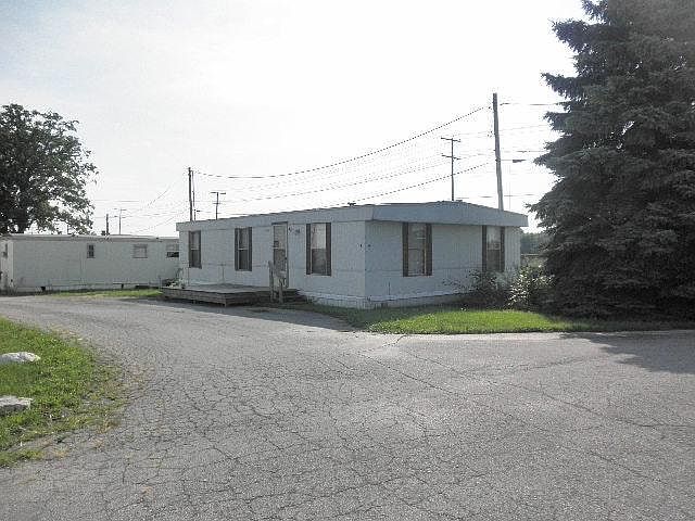 2nd image of 9435 N Clinton St Lot 10