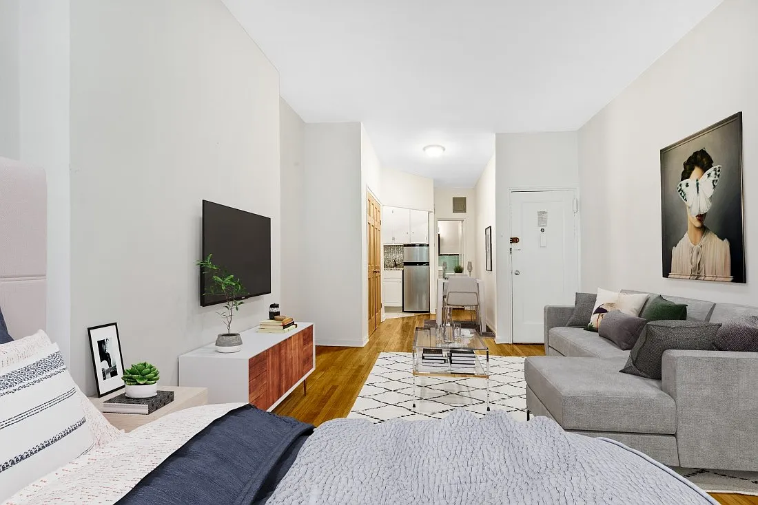 538 East 85th Street — Photo 3