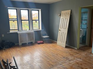 (Undisclosed Address), Mount Vernon, NY 10550