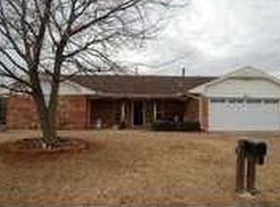 6317 Willowridge Dr, Warr Acres, OK 73122
