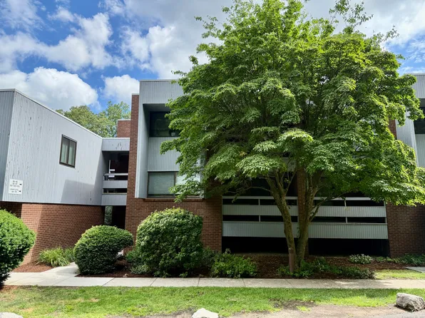 92 Wilton Crest, Wilton, CT 06897