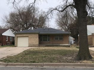 1044 S Fabrique Dr, Wichita, KS 67218