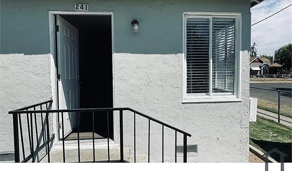 239 N Orchard St — Photo 12