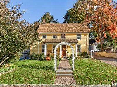 18 1st St, Allendale, NJ, 07401