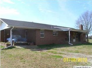 395 Smith Rd, Eva, AL 35621