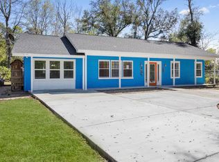 205 Shadow Lawn Ave, Pass Christian, MS 39571