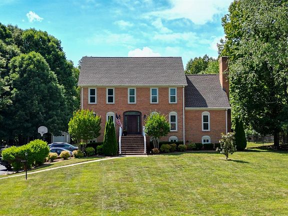 2nd image of 107 Merrywood Dr