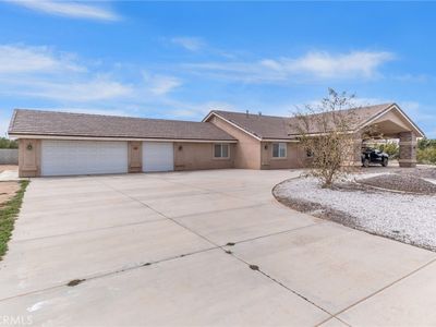 8980 Macron St, Oak Hills, CA, 92344