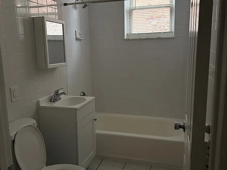 60 Elm St — Photo 11