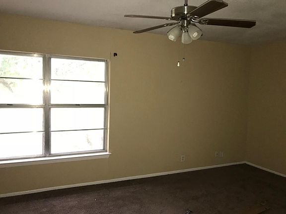 4th image of 7519 Ledgebrook Dr