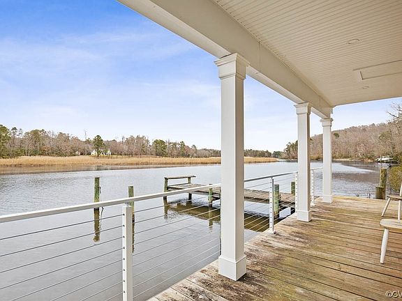 5th image of 694 Creek View Ln