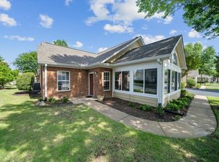 1961 Appling Oaks Cir #29, Cordova, TN 38016