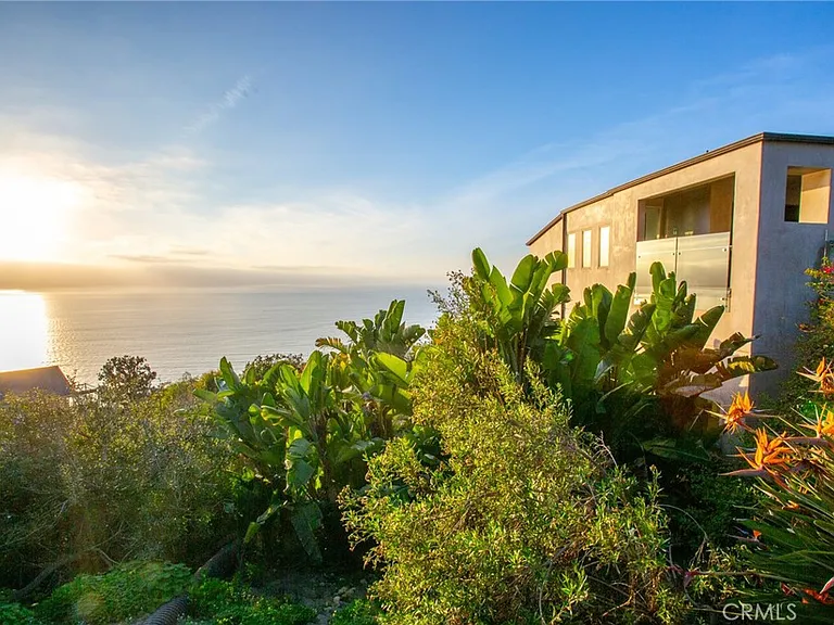 805 Katella St — Photo 16