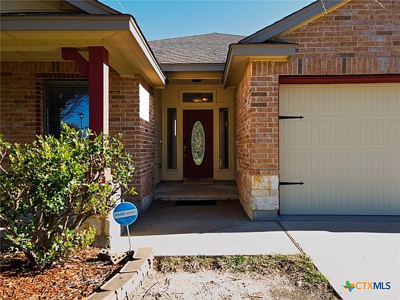 2nd image of 5508 Holly Oak Ln