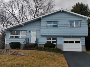 18 Lyman Hill Rd, Norwich, CT 06360