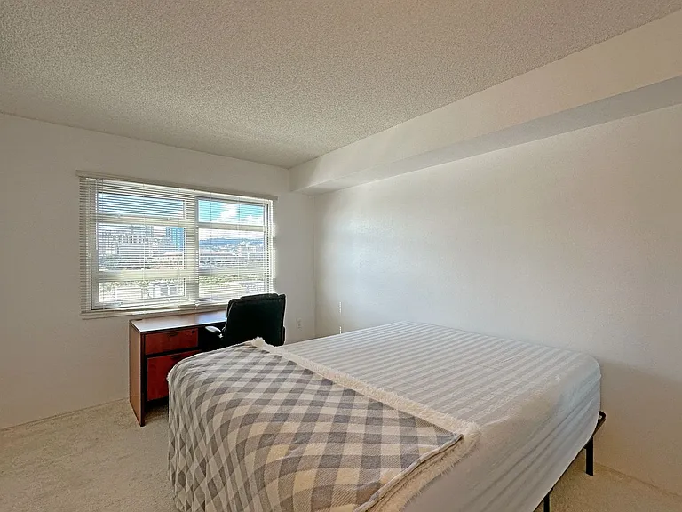 801 South St #1012 — Photo 5