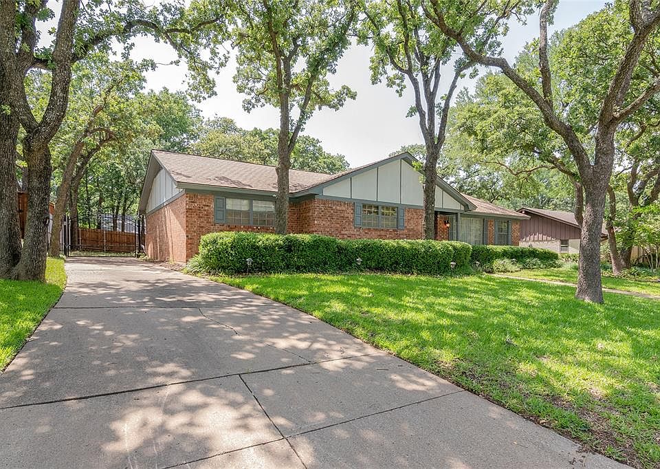 1st image of 2857 Winterhaven Dr