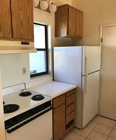 730 Natalie Dr — Photo 2