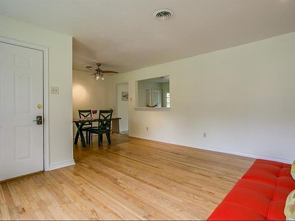 3rd image of 10215 San Juan Ave