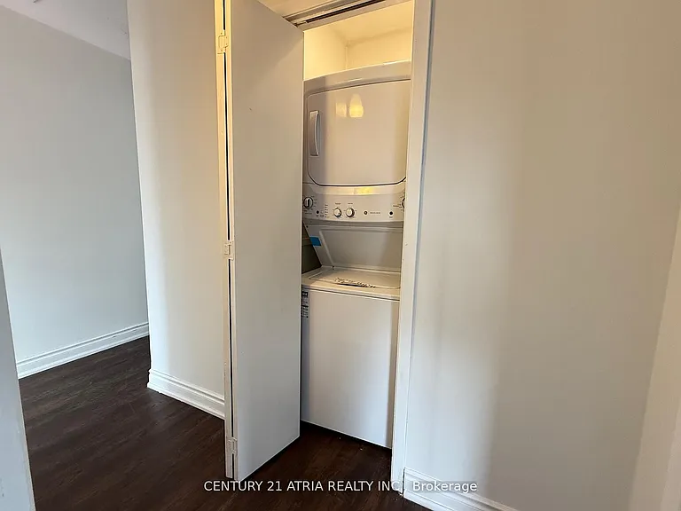 1212 Somerville St — Photo 15
