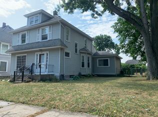 920 9th St NW, Grand Rapids, MI 49504