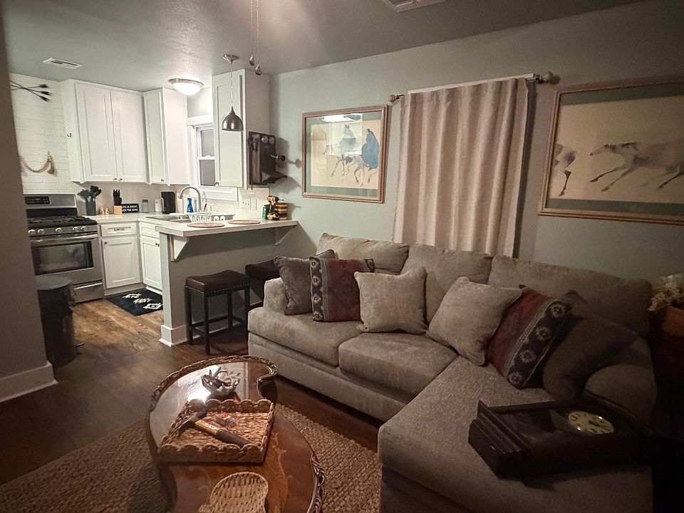 1st image of 414 Academy St