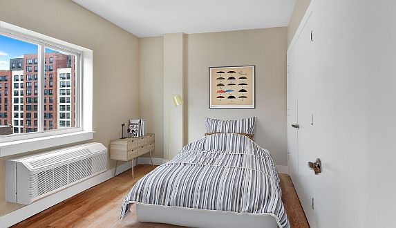 2nd image of 3103 Webster Ave #3A