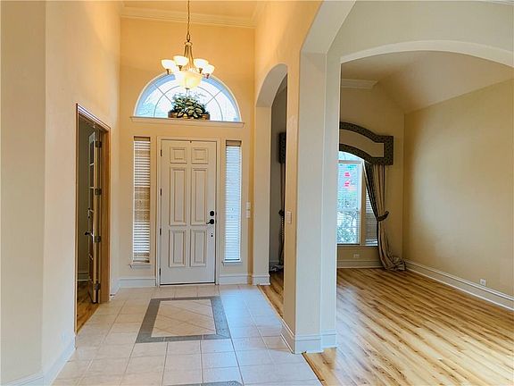 4th image of 4100 New Hope Ct