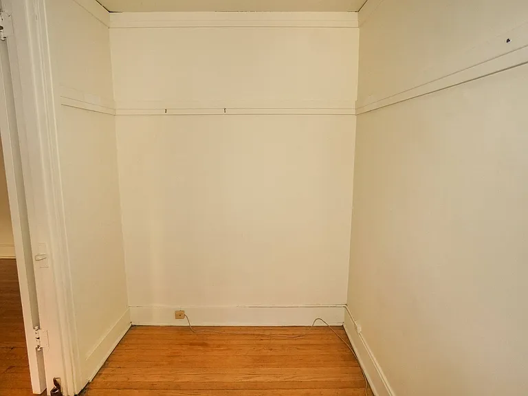 Dressing Closet Dressing Closet