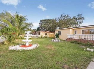 330 NW 148th St, Miami, FL 33168