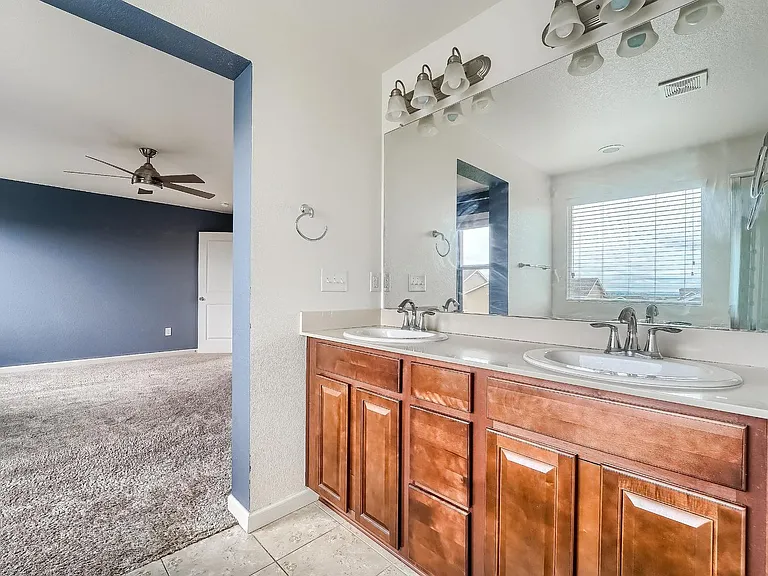 17122 Melody Dr — Photo 30