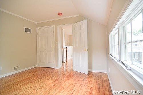 4th image of 35 Wagon Ln
