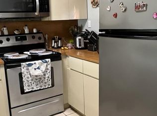 5701 W 25th Ct APT 111, Hialeah, FL 33016