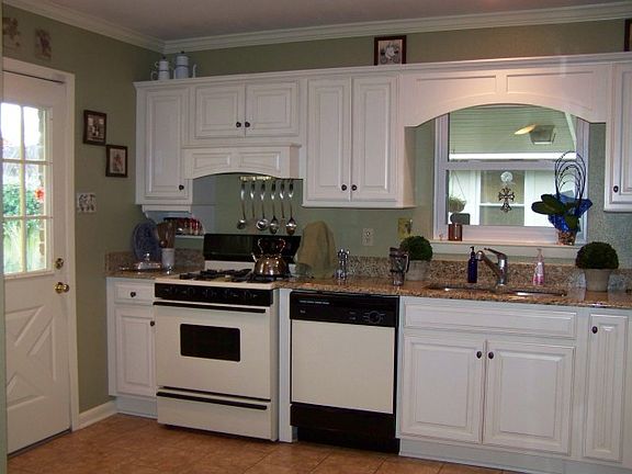 2nd image of 3434 Plymouth Pl