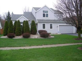 6933 Greentree Ln, Maumee, OH 43537