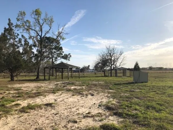 12250 SE 16th Ln, Morriston, FL 32668