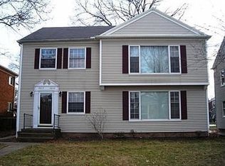 19657 Hilliard Blvd, Rocky River, OH 44116