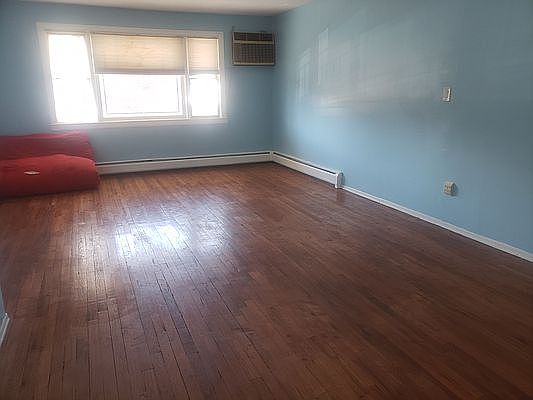 5th image of 84-05 149th Ave #3
